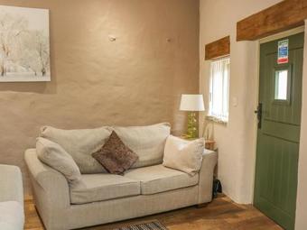 Caner Bach Lodge, Bridgend