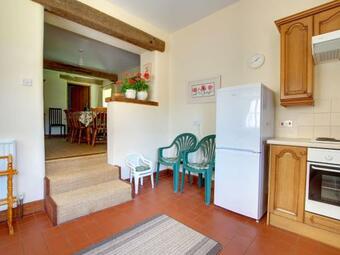 Traditional Cottage In West Somerton With Garden