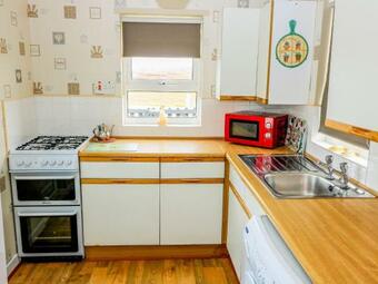 Lochside Cottage, Isle Of North Uist