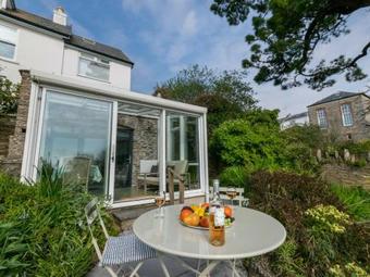 Cozy Apartment In Stoke Fleming With Beach Nearby