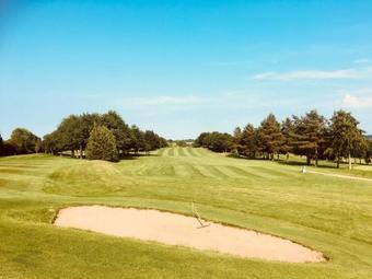 Apartamento Sapey Golf & Country Club