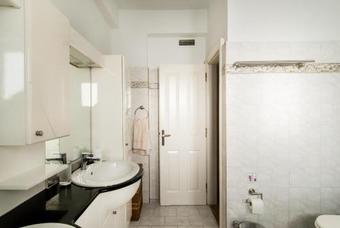 Villa Bellezza With A Large Yard And Bbq.