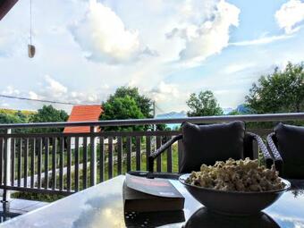 Apartamento Holiday Home Oasis Umoljani