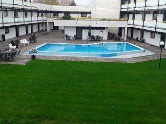 Cordes, Apartment 1