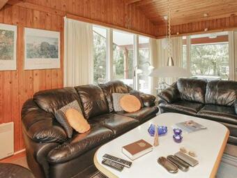 Holiday Home L�s� XII