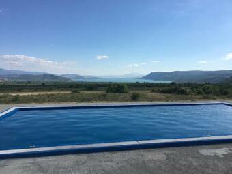 Aitheron Hotel Air Park
