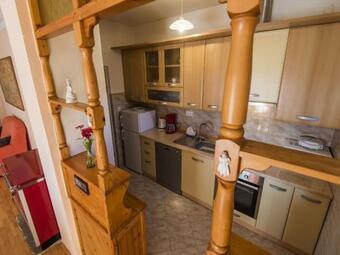 Beautiful Holiday Home In Islam Latinski With Swimming Pool