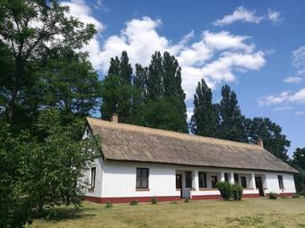 Hostal Dechy Lovastanya