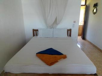 Sunrise Cafe Bungalows