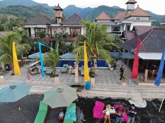 Amed Beach Resort
