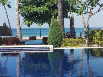 Hostal Bintang Beach Villa