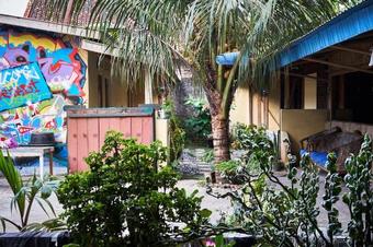 Krui Saejadi Surf Camp