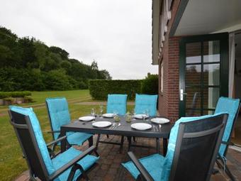 Modern Holiday Home In Gasselte Near Lake
