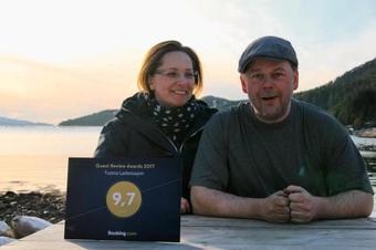 Lodge Tustna Ladestasjon