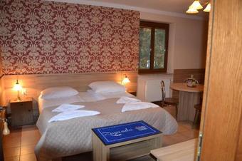 Hostal Pensjonat Zagroda
