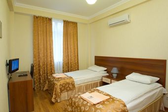 Green Hosta Hotel