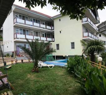 Hostal Svetlana Guesthouse