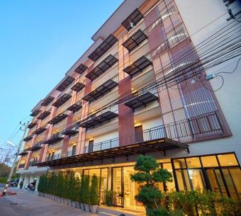 168 Studio Hotel Ubon Ratchathani