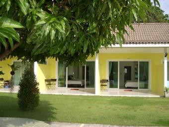 Hotel Thipburee Resort