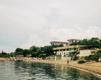 Troas Beach Hotel