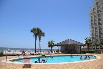 Windward Pointe 702