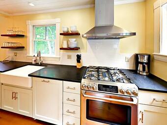 19 Hill Road Home