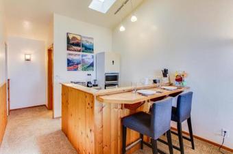 Oregon House Unit #5 The Duplex