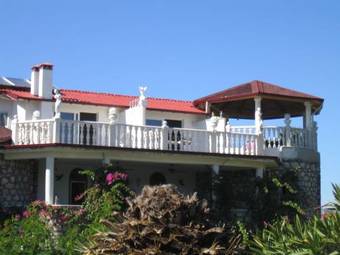 Hostal Romantik Villa Dalla