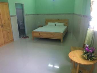 Hostal Y Thu Guesthouse