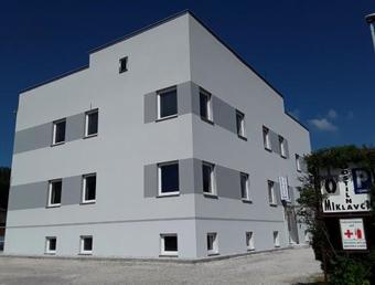 Hostal Preno?i??a Miklav?i?