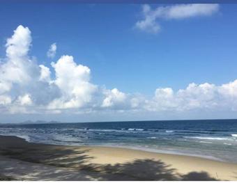 Hostal White Beach Resort