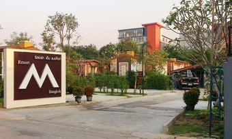 Hostal Resort M Bangkok - Bts Onnut