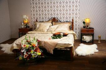 Golden Park Apartments