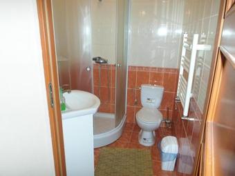 Hostal Piroshka Hotel