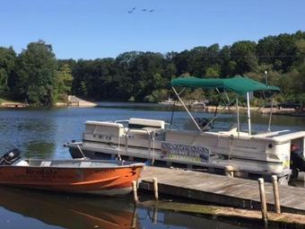 Captain's Cove Motel And Marina
