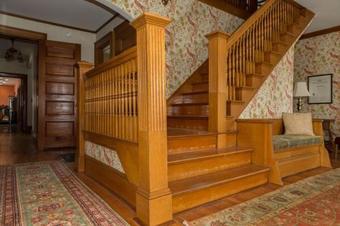 Bed & Breakfast The 1906 House And Carriage Barn