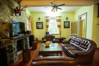 Lodge The Sun Homestay S�c S?n