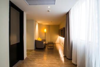 Hotel Home Inn Plus Suzhou Wujiang Fenhu Luxin Avenue