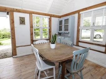 Stabl Wern, Beaumaris