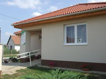 Hostal Meggyes Vend�gh�z