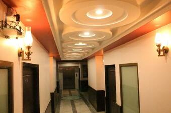 Hotel The Mirage Palace