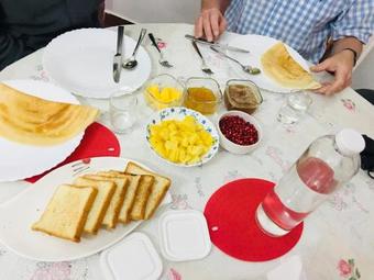 Bed & Breakfast Lizmerrycasa Homestay