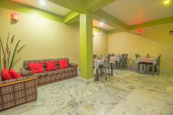 Hotel Oyo 23591 Nightingale Residency