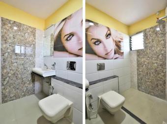 Oyo 14549 Hotel Lotus Residency