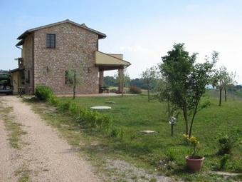 San Terenziano Villa Sleeps 6 Pool Wifi