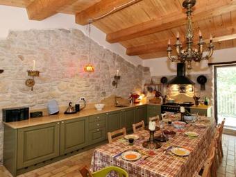 Modern Villa In Pietranico With Private Swimming Pool