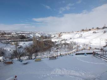 Dilek Tepesi Cave Hotel