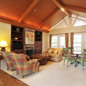 Hotel Forest Hills Garden