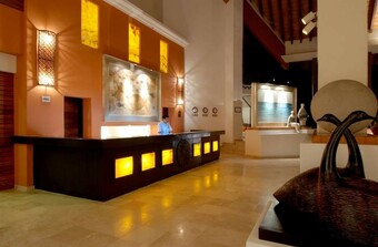 Buenaventura Grand Hotel & Great Moments