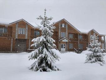 Hotel Baza Otdykha Lesnaya Polyana